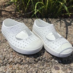 EUC Native Juniper Mary Jane Water & Play  Shoes
